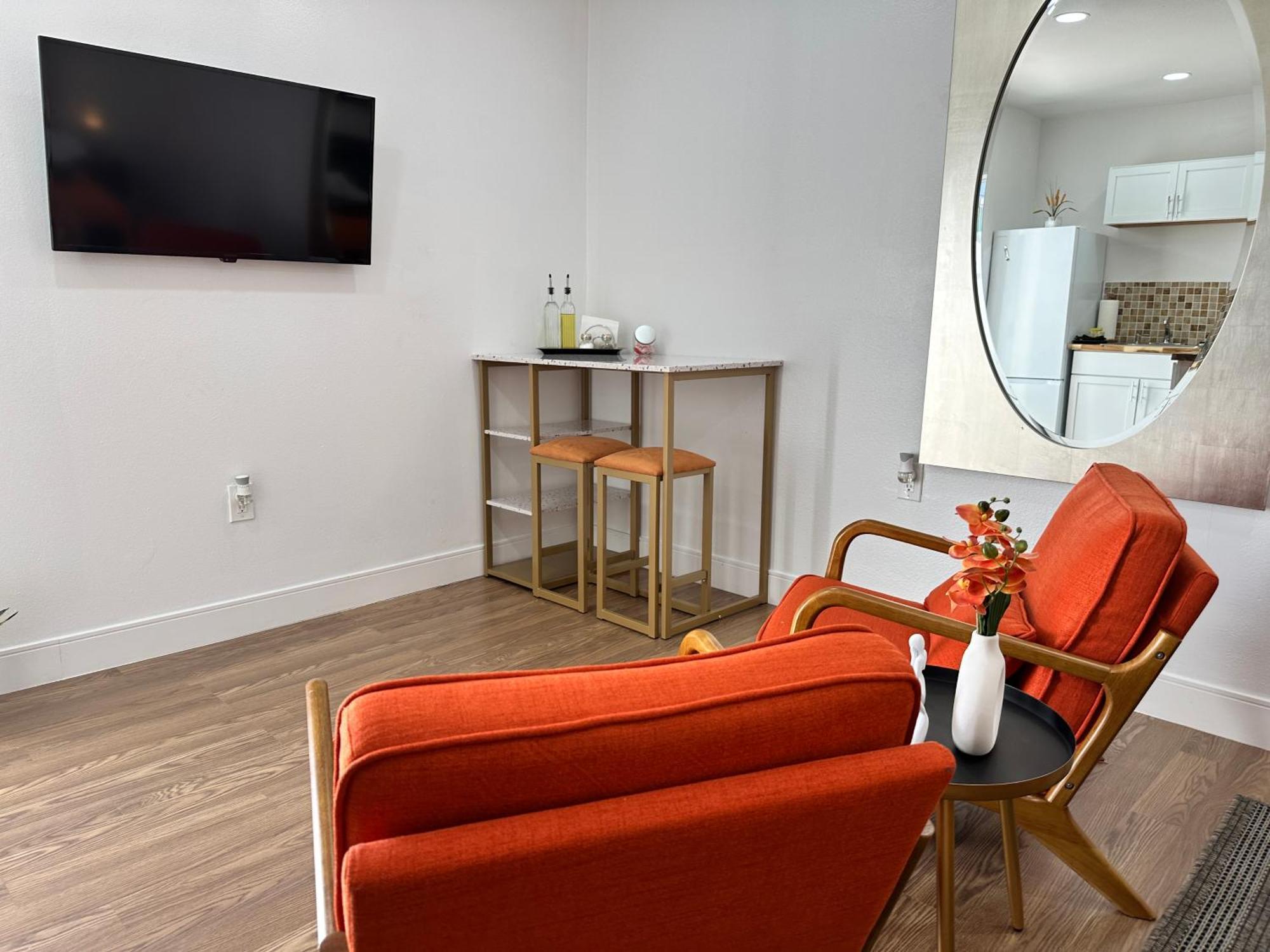 Cozy And Centric Apartment Cape Coral Exterior photo